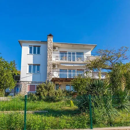 Apartment Hana Selce *