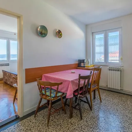 Apartment Hana Selce